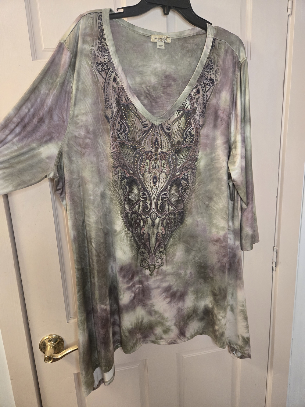 One World Womens V-Neck Tie-Dye Tunic Top in Purple and Green